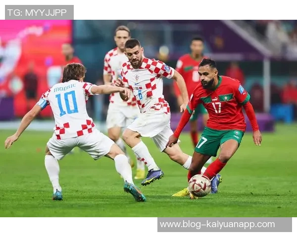 科尔强调防守C罗需团队协作与双人包夹单靠个人难以制止其进攻威胁 科尔强调防守C罗需团队协作与双人包夹单靠个人难以制止其进攻威胁