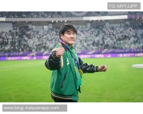 李明祝贺方昊喜结良缘并回忆夺得足协杯的双重喜悦 李明祝贺方昊喜结良缘并回忆夺得足协杯的双重喜悦