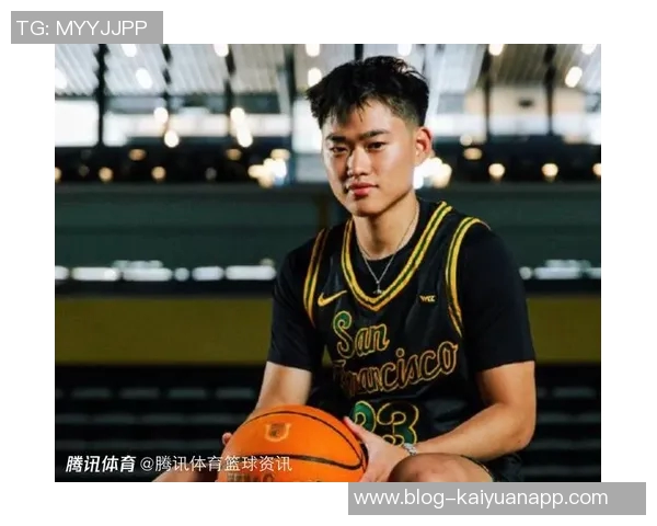 媒体人指出赵维伦需在身体对抗与防守方面进行针对性提升 媒体人指出赵维伦需在身体对抗与防守方面进行针对性提升