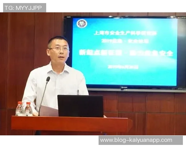 彭啸谈与日本比赛的教训与经验期待新起点助力中国足球发展 彭啸谈与日本比赛的教训与经验期待新起点助力中国足球发展