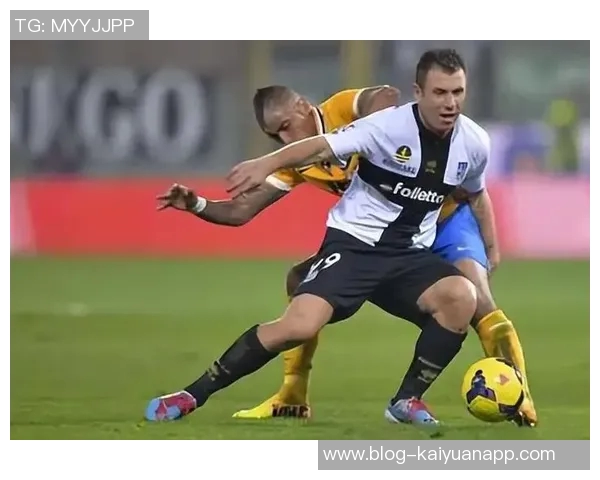 卡萨诺谈齐沃战术转变强调进攻参与度提升与前任截然不同